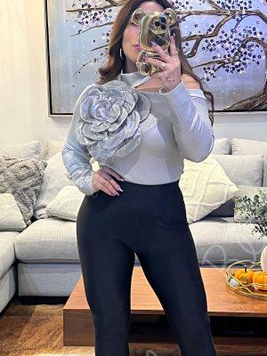 Blusa Flor Metálica