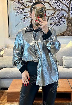 Blusa Maletica Plata Cuello Negro