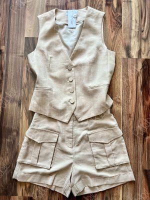 Set Chaleco Short Beige