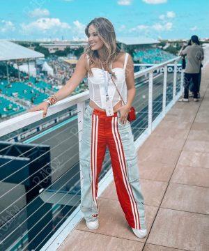 Cargo Con Franjas Rojas