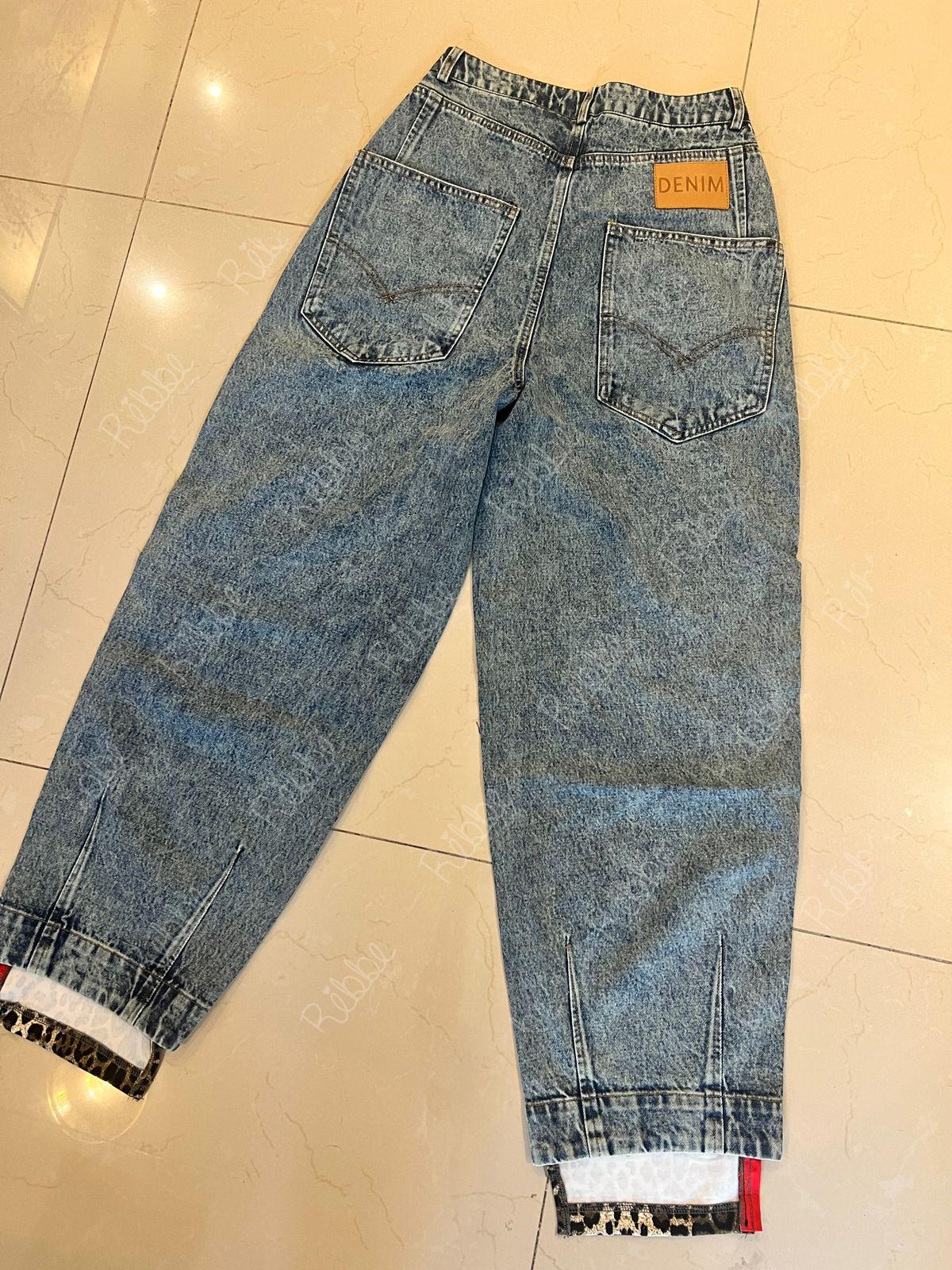 Pantalon Print Lineas Rojas - Imagen 3