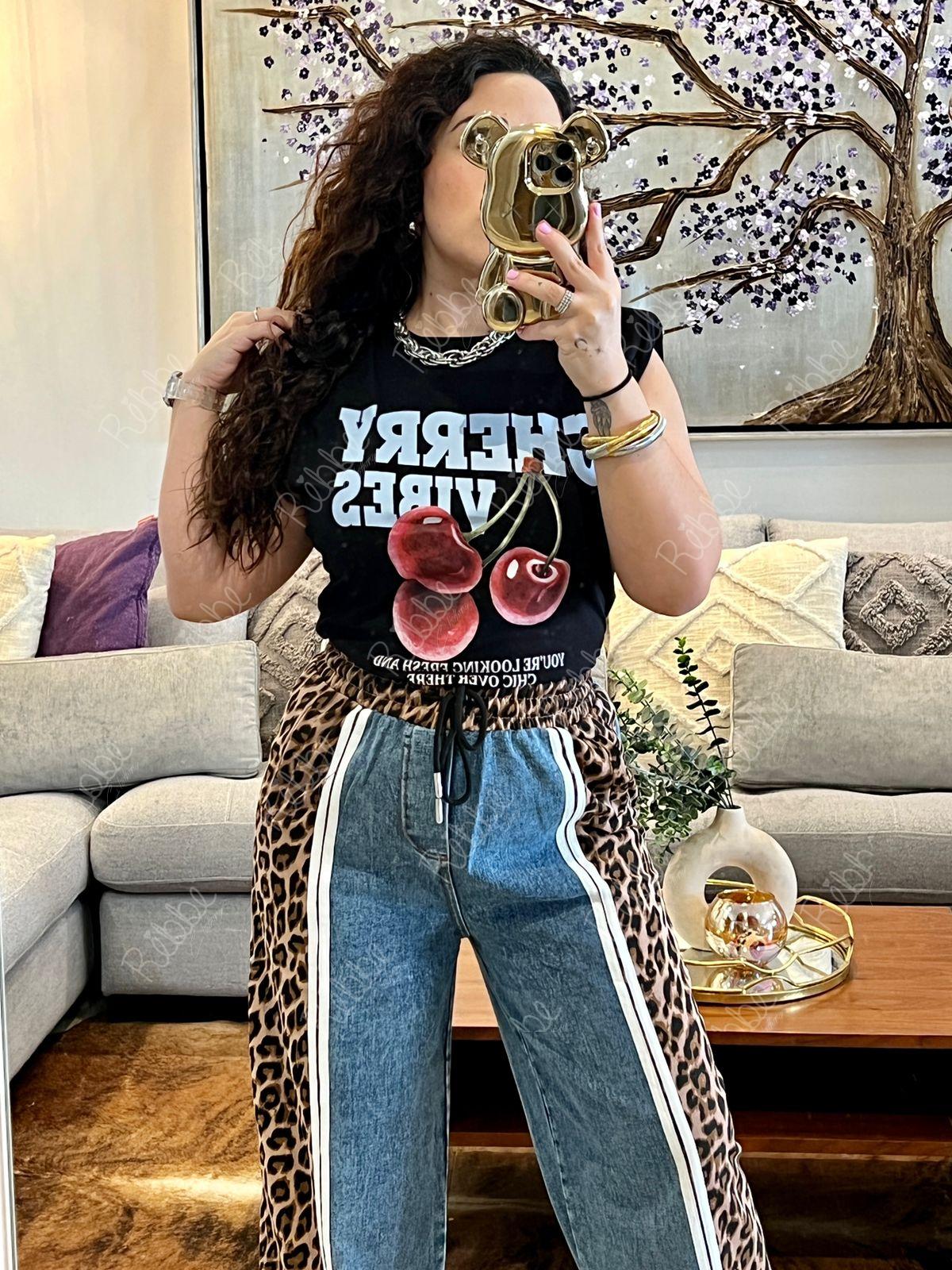 Blusa Cereza Negra