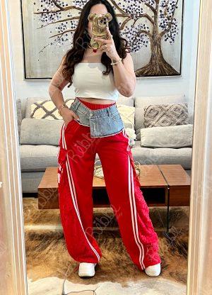 Jogger cargo encaje rojo