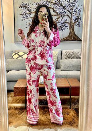 Set estampado rosa