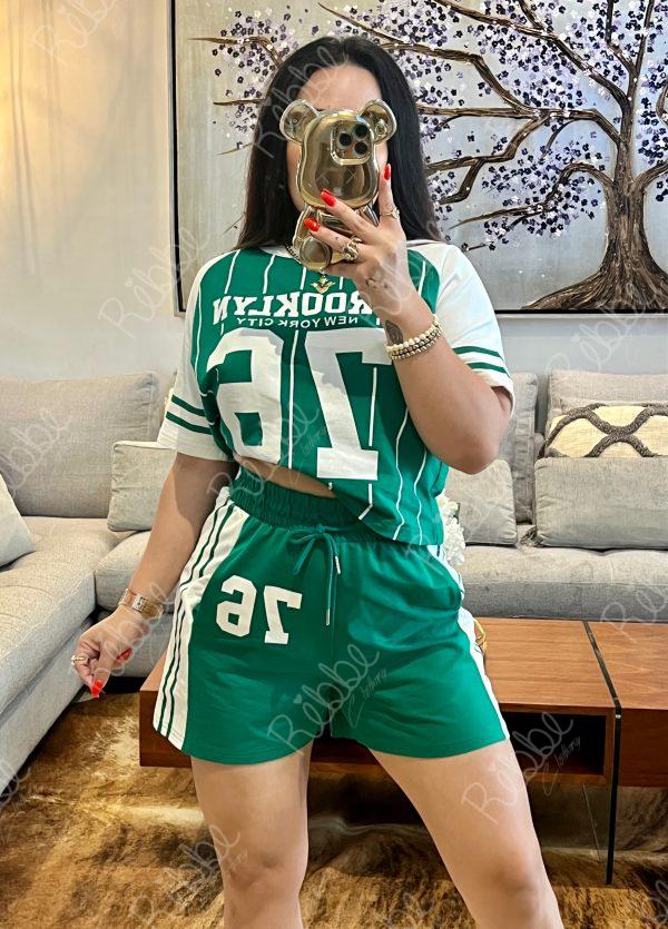 Set short verde