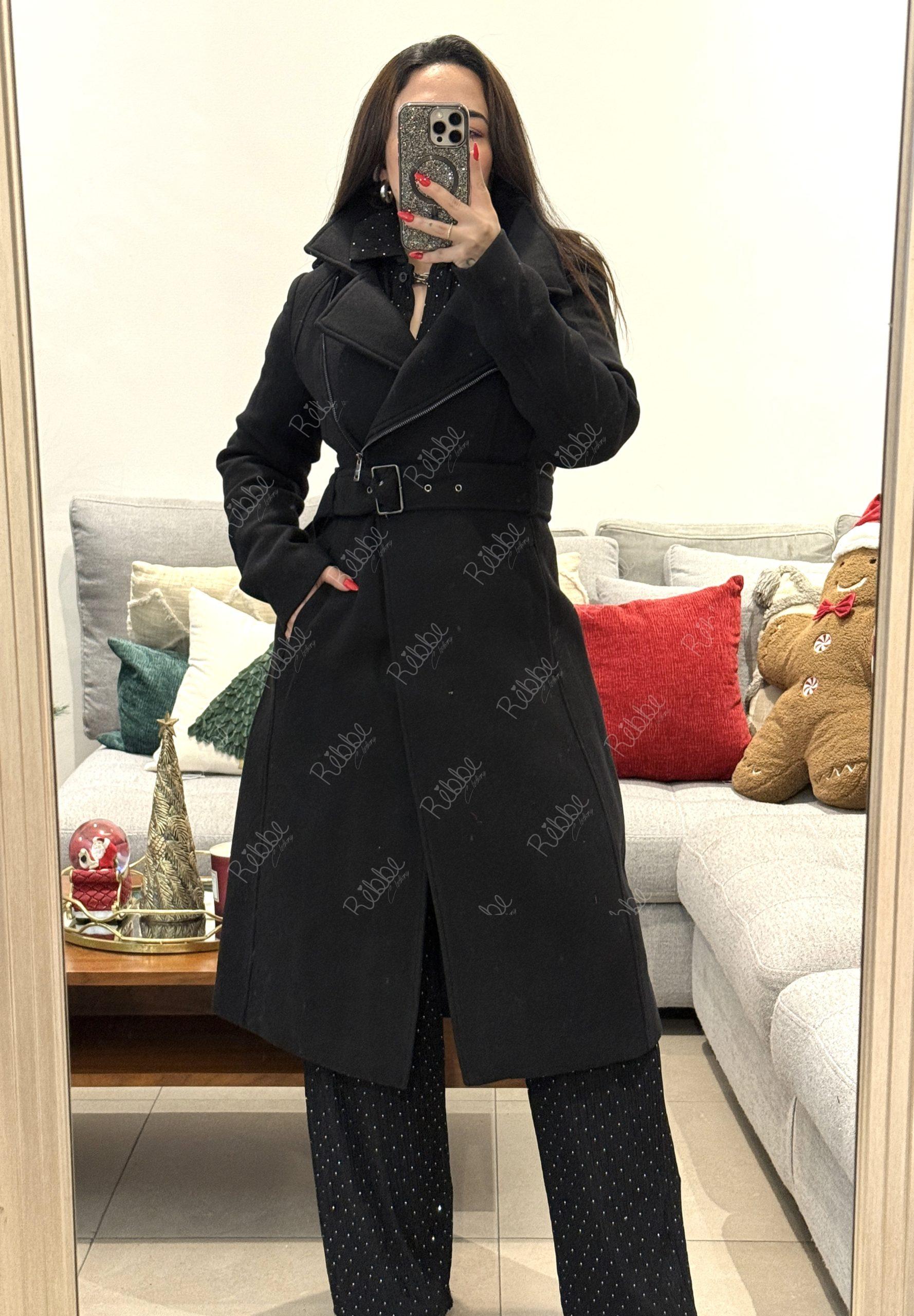 Gabardina negra